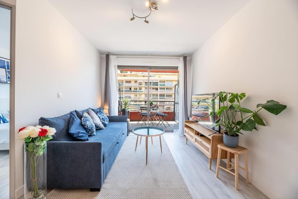 Appartement Cosy Au Centre Ville De Мантон Екстер'єр фото